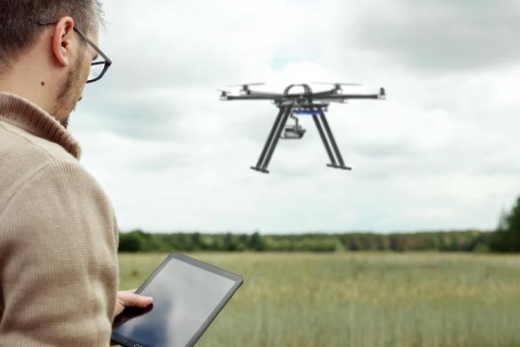 Agricultura joven juventud innovacion dron drones
